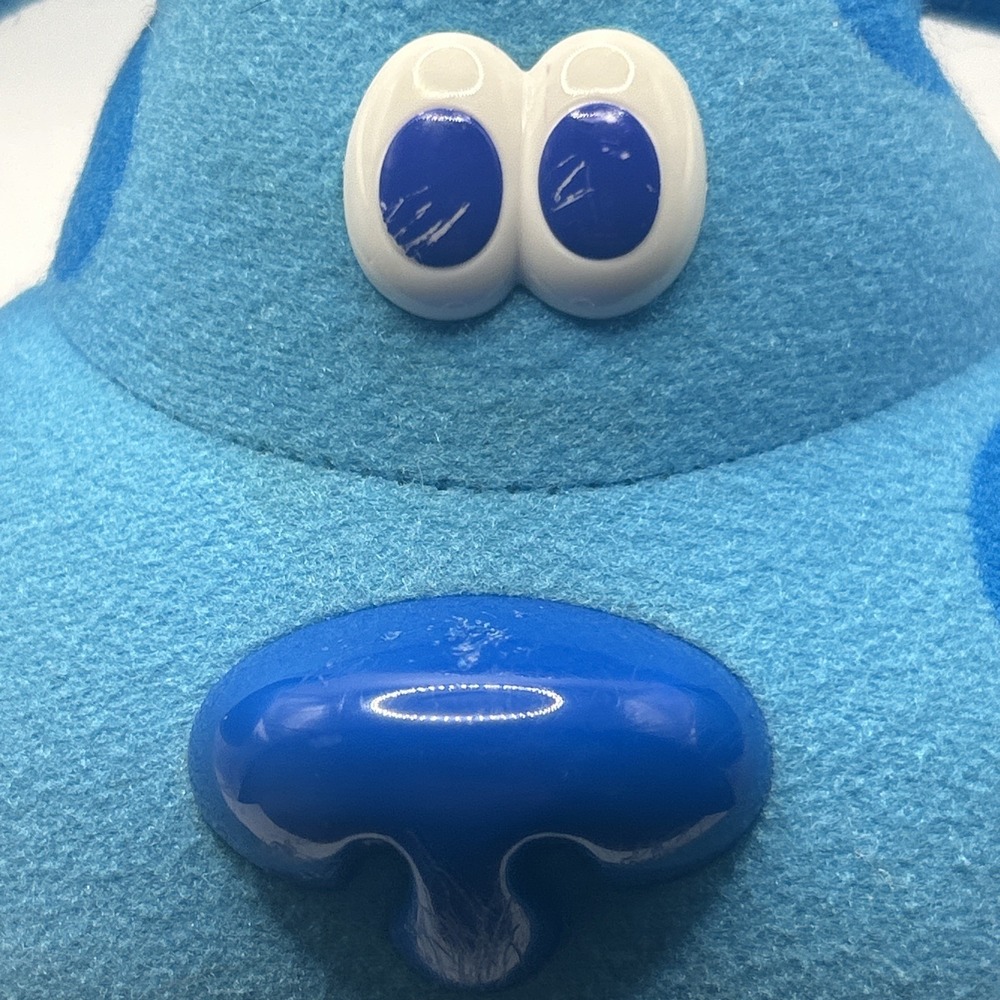 Vintage BLUES CLUES 8" PLUSH DOG Toy 1997 Tyco Pose A Blue Stuffed Animal Rare - Picture 7 of 7